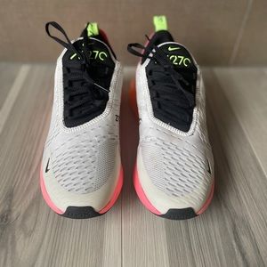 Air Max 270 ‘summit white sunset pulse’ women’s size 9